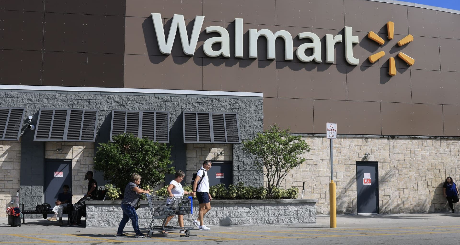 Walmart move to Nasdaq part of plan to build an AI, e-commerce powerhouse, investors say