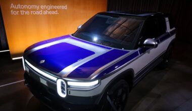 Buy this EV maker ahead of its AI-enabled vehicle rollout next year, says Baird