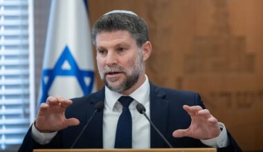 Finance Minister blocks Gaza reconstruction