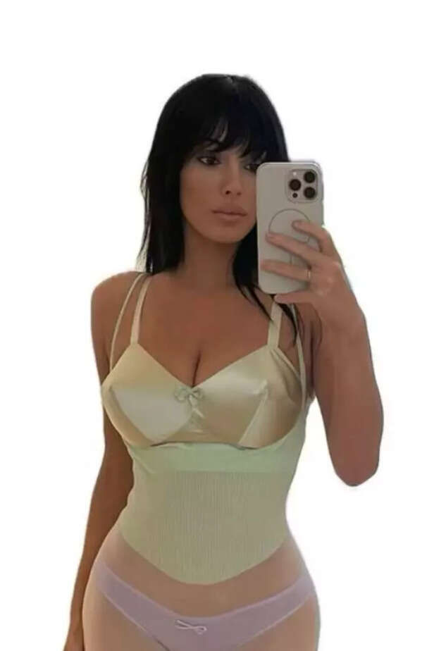 Kanye West supports Bianca Censori