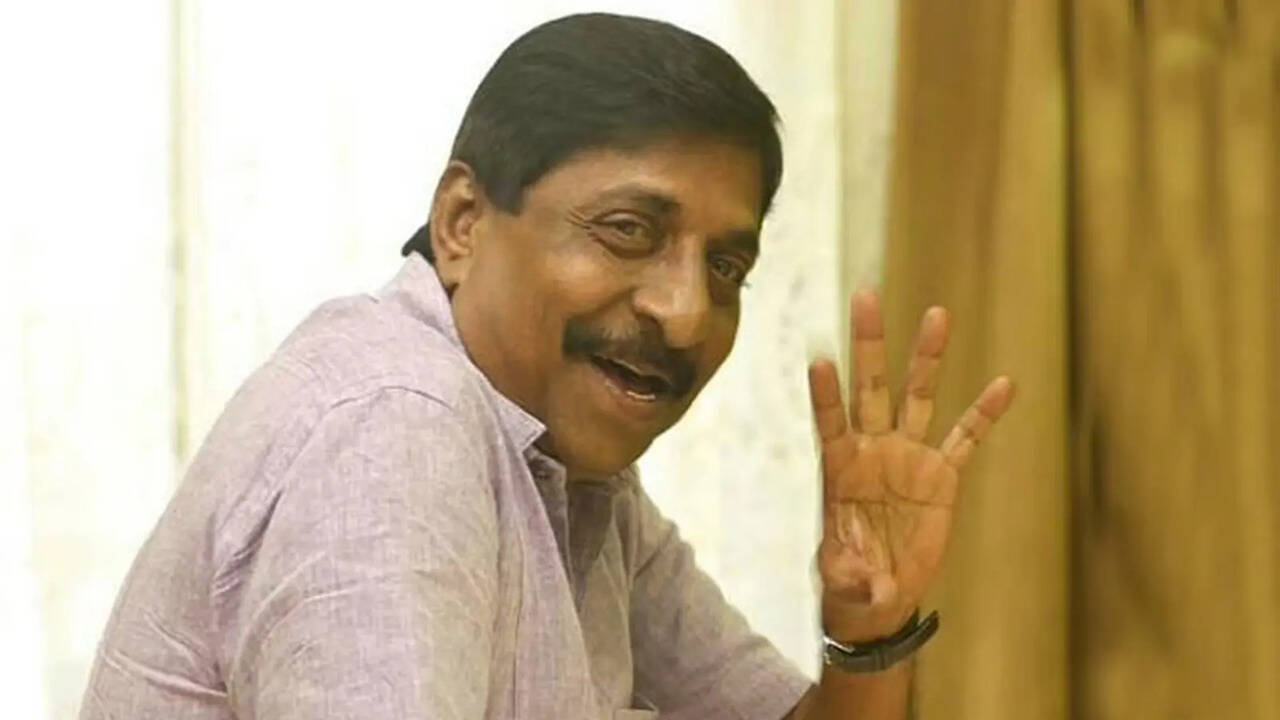 Malayalam Legend Sreenivasan Dies At 69 After Prolonged Illness | Malayalam