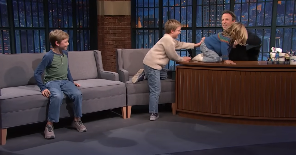 One Of Seth Meyers’ Kids Cracks Up Studio Audience With 6-Word Review Of NYC Subway