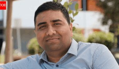 From Hey Siri to Hey Subbu? Apple hires Amar Subramanya, taking a bite out of Google via Microsoft