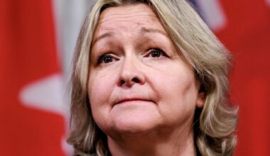 Ontario auditor general's annual report to examine province's health-care system