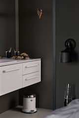 Drink In Views of Norway’s Archipelago at This Rentable Waterfront Cabin - Photo 8 of 14 - 