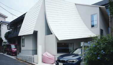 Tent Cabin in Omori / HUNE ARCHITECTS