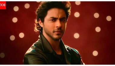 Aryan Khan controversy: Zaid Khan DEFENDS Shah Rukh Khan's son; says director's hand gesture was 'was meant for manager, not the crowd'﻿﻿﻿ |