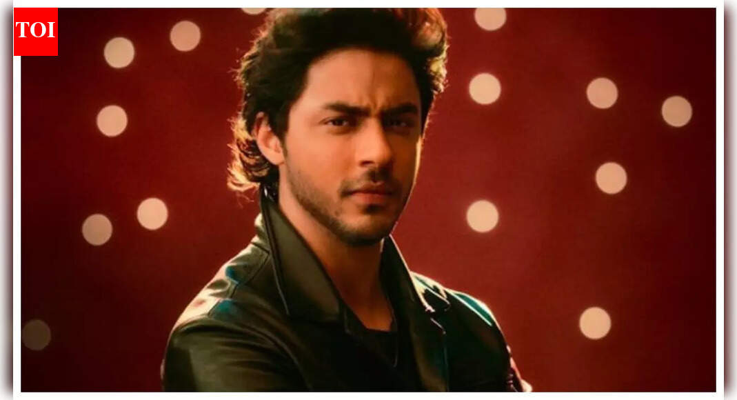 Aryan Khan controversy: Zaid Khan DEFENDS Shah Rukh Khan's son; says director's hand gesture was 'was meant for manager, not the crowd'﻿﻿﻿ |