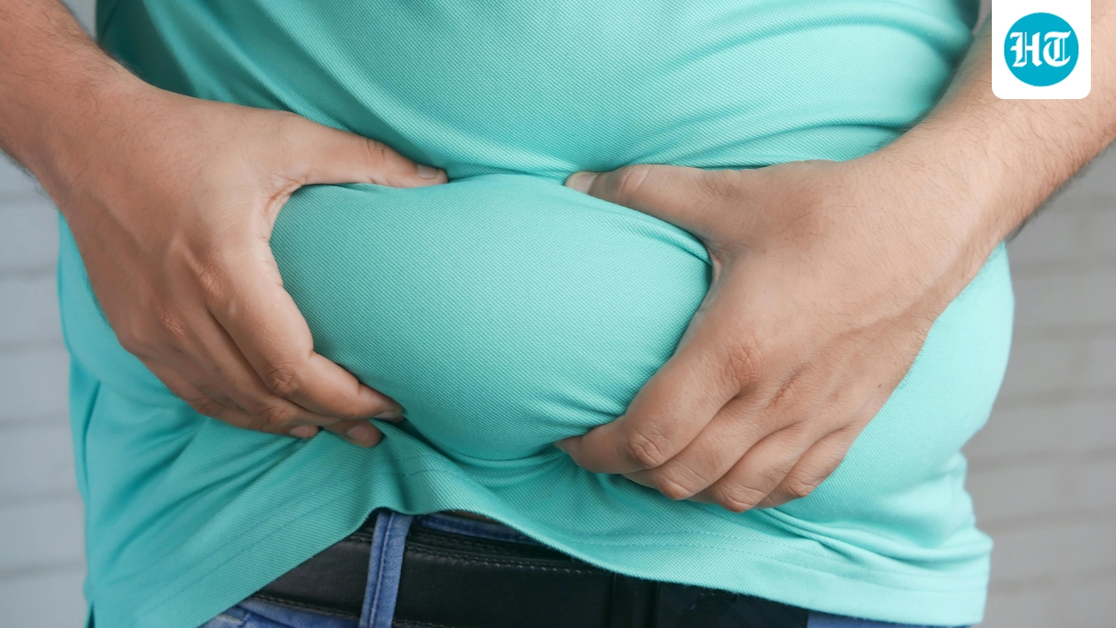 Fitness trainer explains whether you should try running or walking if the goal is to 'lose more belly fat'