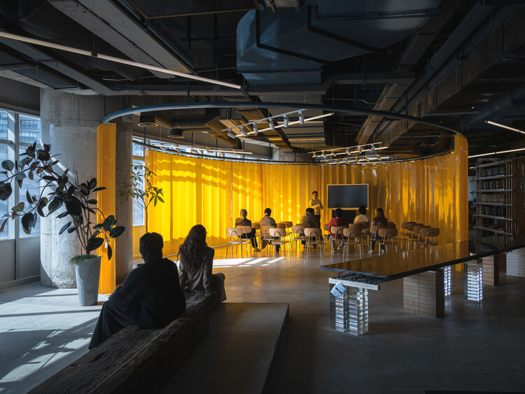 Interior Design Trends of 2025 - Image 28 of 40