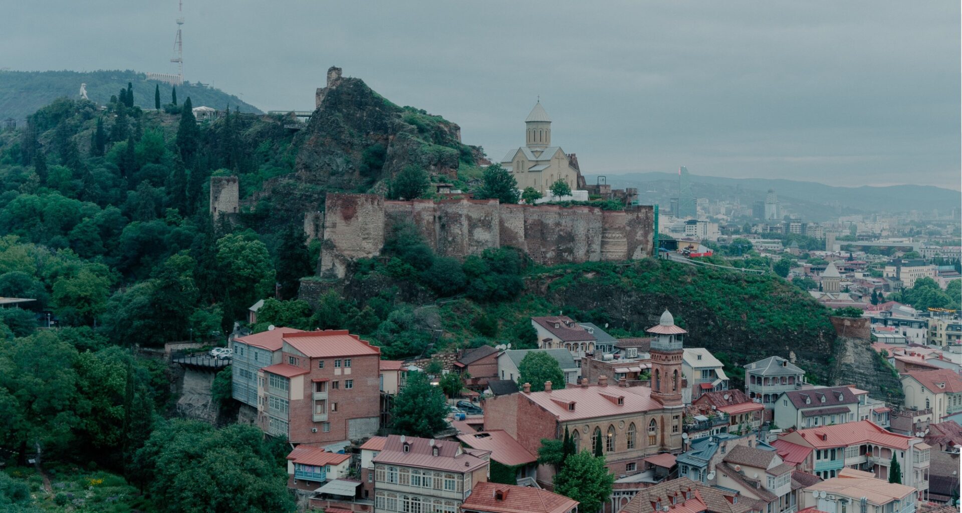 Ubani Publishes First Volume of the Guide to Tbilisi Districts, Focusing on Kala