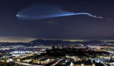 Charlie Puth Joins Complaints About SpaceX Rocket Launch Noise