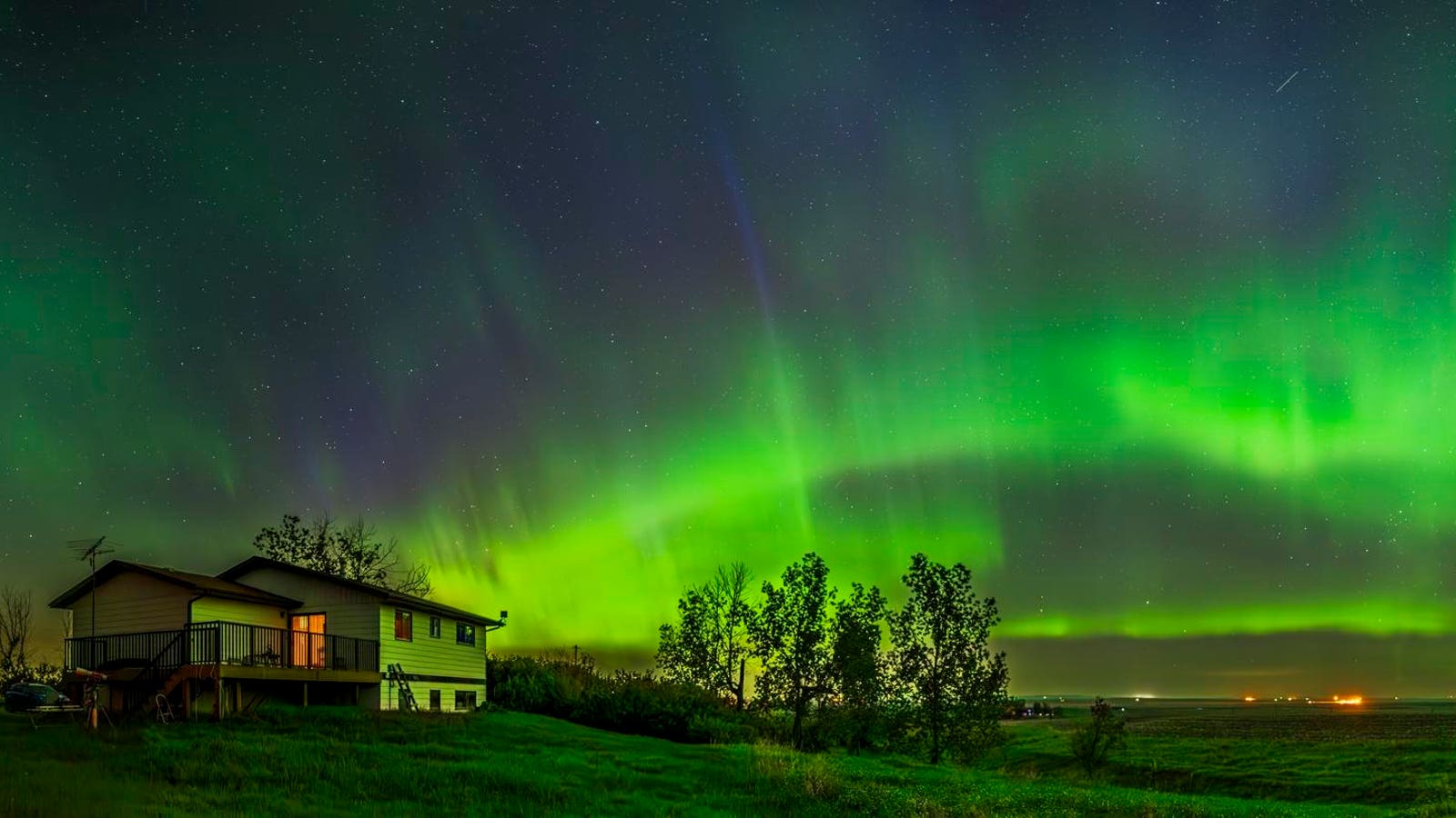 Aurora May Glow Across 11 States On Friday