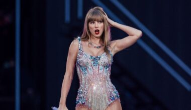 Taylor Swift Fans Say She’s Exempt From The ‘Ethical Billionaires’ Debate