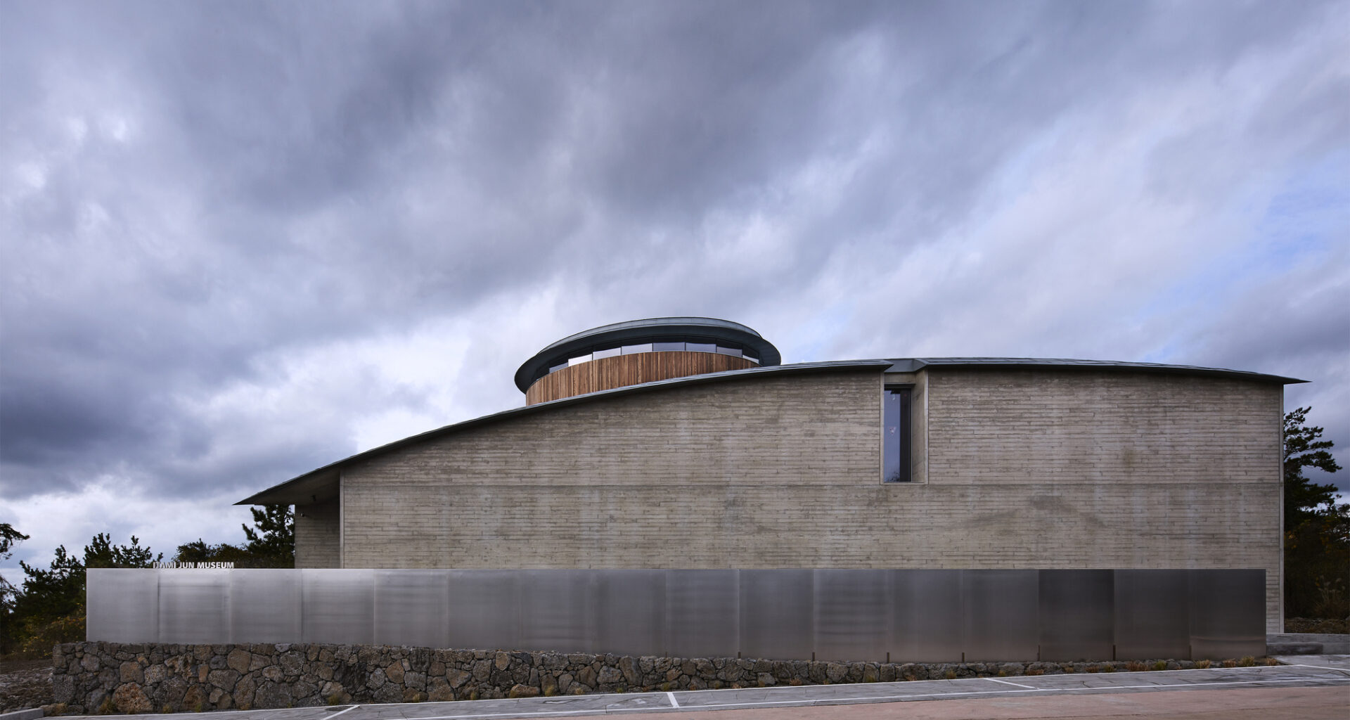 Itami Jun Museum / Itm Yooehwa Architects