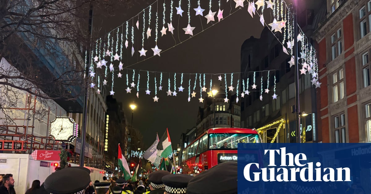 Met police and GMP pledge crackdown on ‘intifada’ chants at Gaza war protests | Police