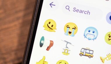 Google Pixel tweaks emoji designs to better match iPhone [Gallery]