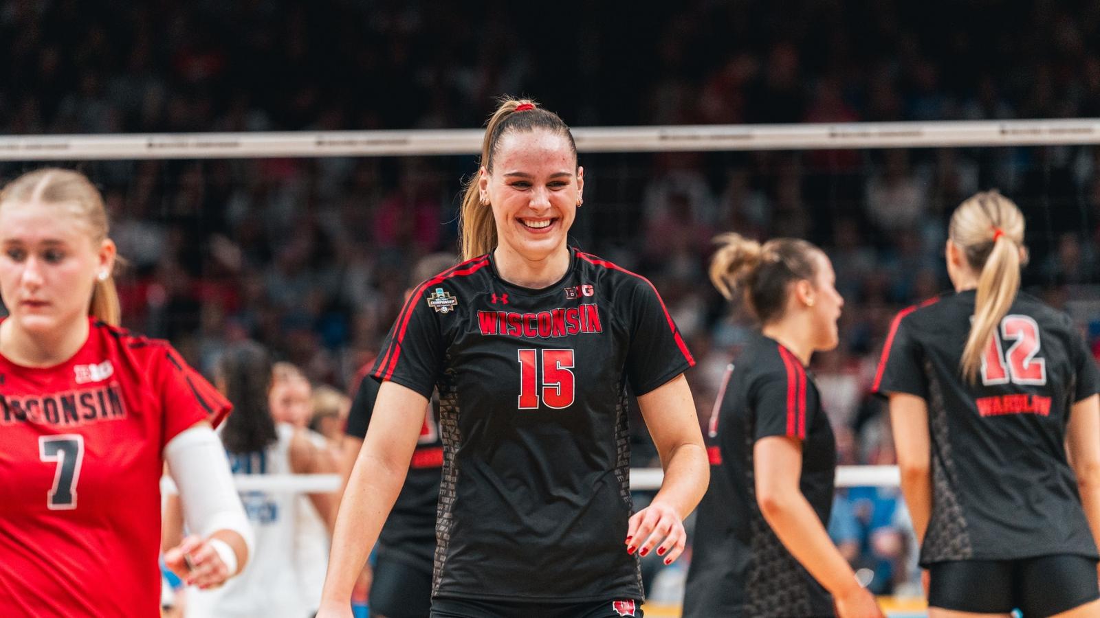 Badgers gather after a rally in the NCAA National Semifinal.