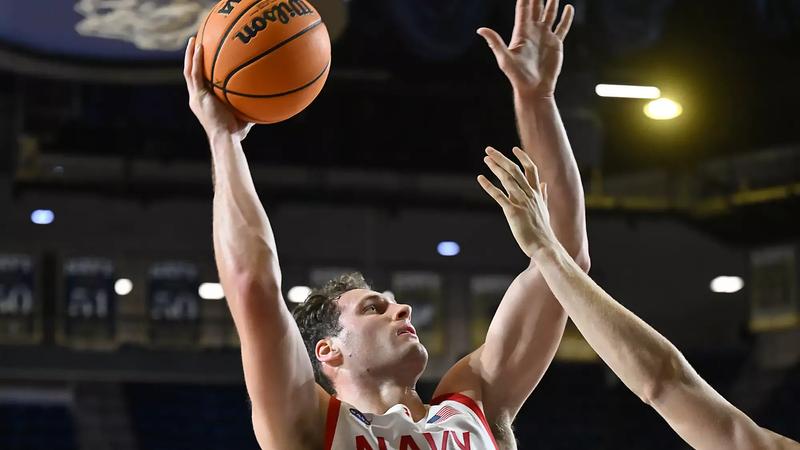 Kehoe and Benigni Have Big Nights as Mids Start Last Non-League Weekend with Victory