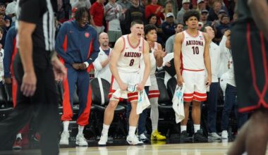 Awaka grabs 15 rebounds as No. 1 Arizona shuts down San Diego State for 68-45 win in Phoenix