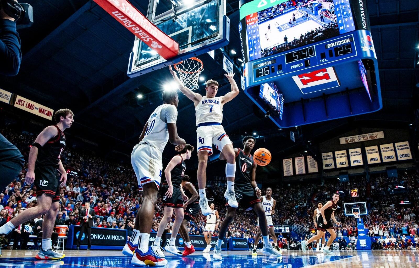 No. 17 Kansas Hosts Davidson Monday
