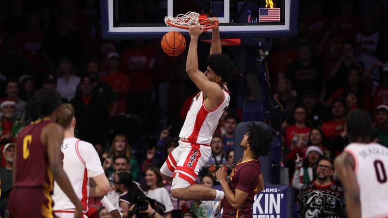 No. 1 Arizona Remains Unbeaten with 107-71 Win Over Bethune-Cookman