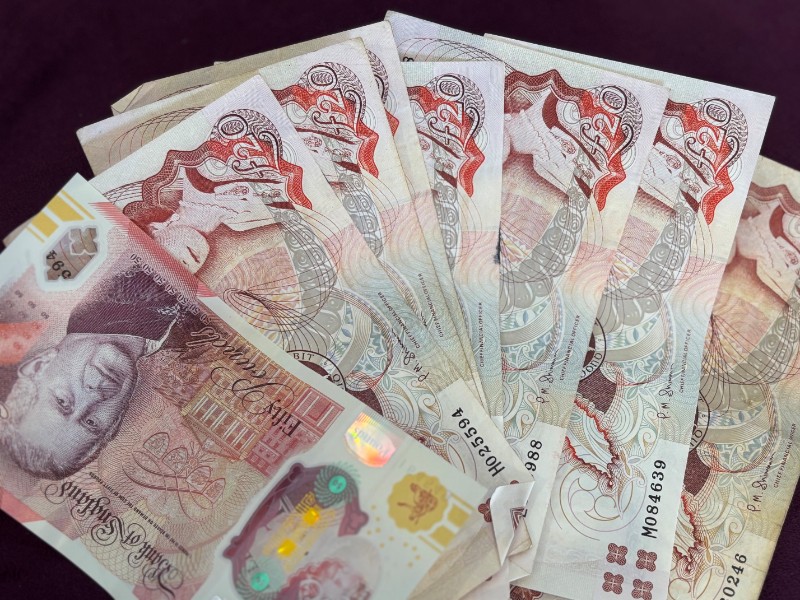 Setting a budget can help stop Christmas overspend, say financial advisors