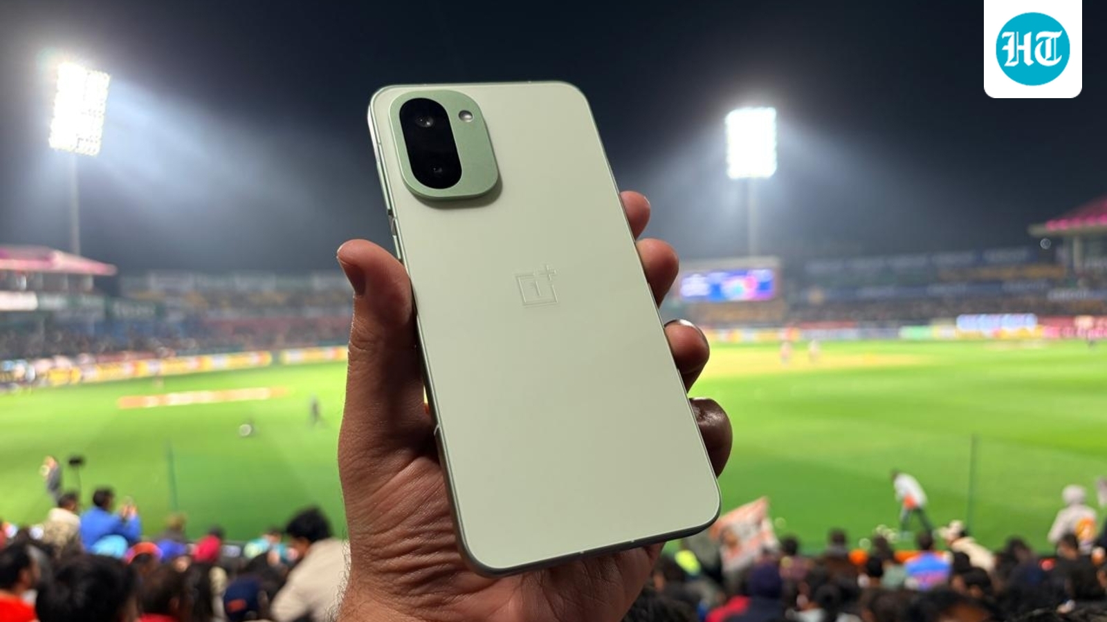 OnePlus 15R Review: Dependable companion for people on the move 
(HT Tech)