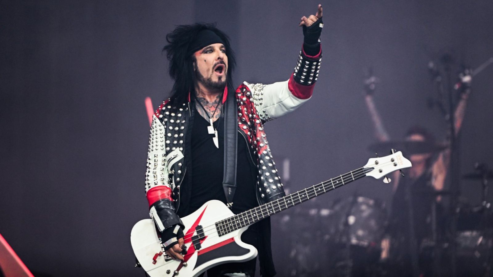 'I See Artists That Are Still Trying to Act 25, and They're 65': Nikki Sixx Slams Old Musicians Who Don't Evolve - Ultimate Guitar
