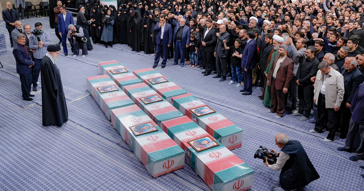 Iran’s intelligence structure ill-suited to Israeli threat, ex-Guard commander says