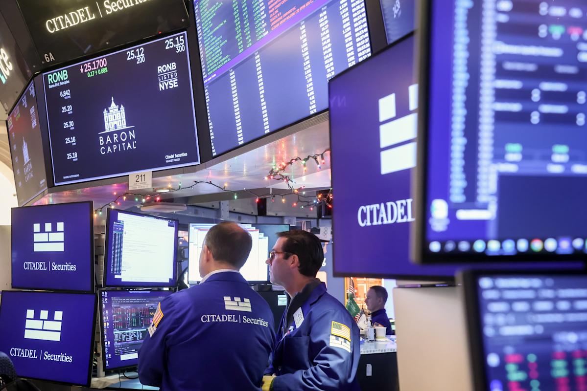 At Goldman and Citadel Securities, the Santa Rally Has Believers
