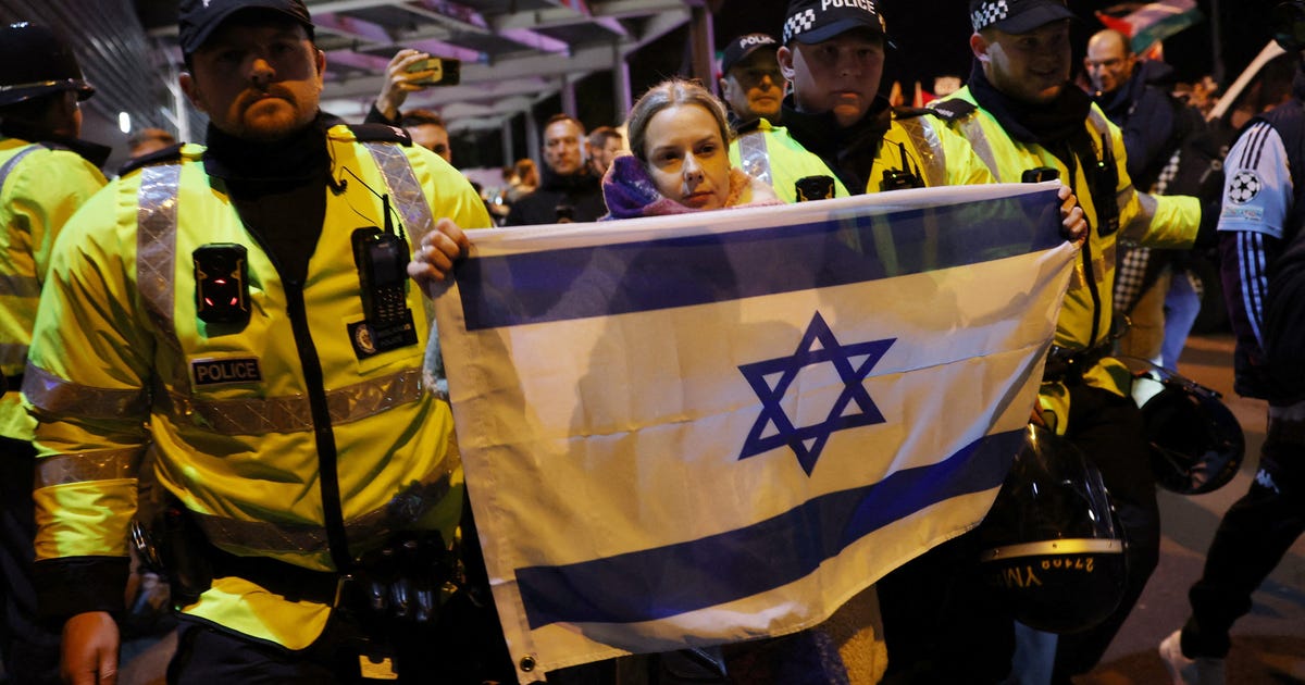 British police admit to flaws in risk report, defend decision to ban Israeli soccer fans - Haaretz