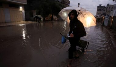 Israel bombs Gaza wedding as mediators hold ceasefire talks in US | Israel-Palestine conflict News