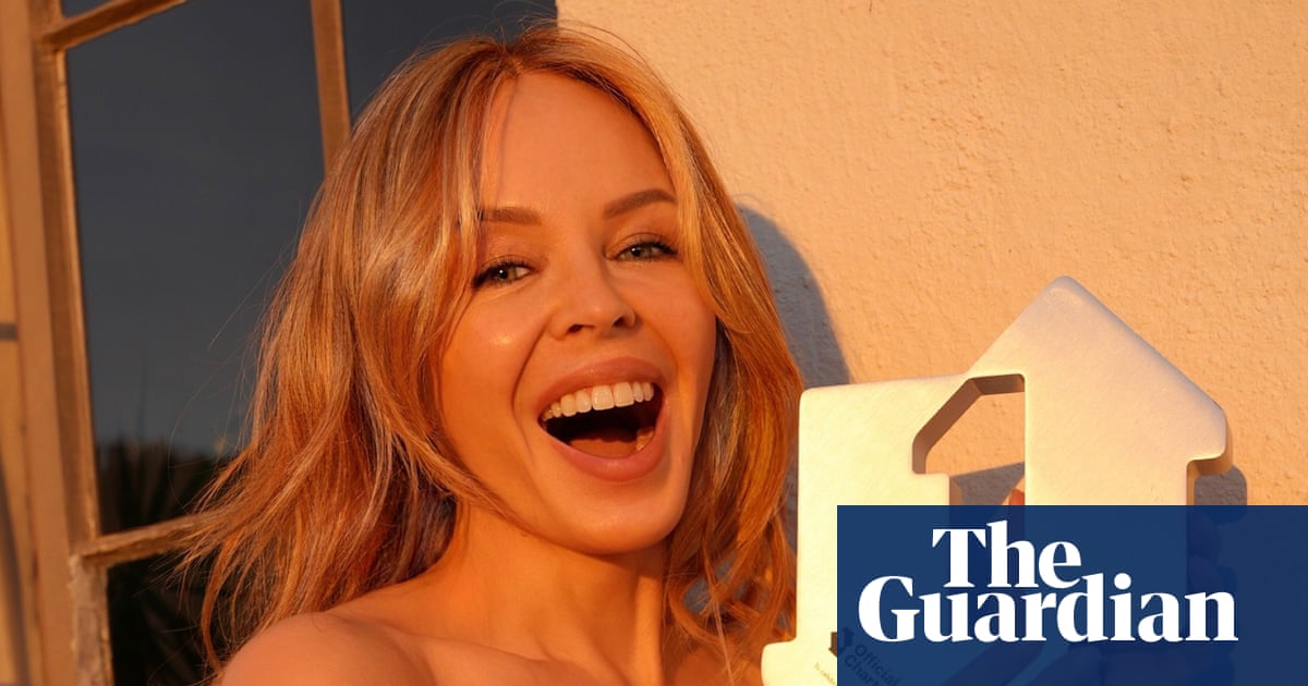 Kylie Minogue gets her – and Amazon’s – first Christmas No 1, with Xmas | UK charts