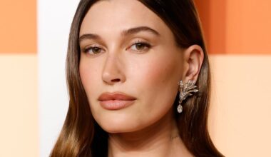 (Almost) New Year, New Hair for Hailey Bieber