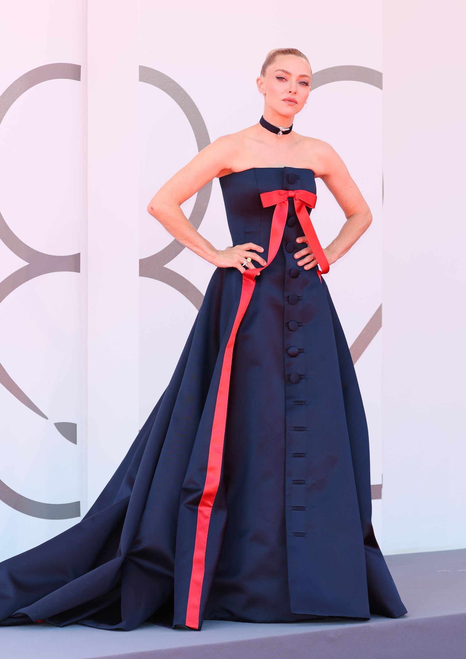 Image may contain Amanda Seyfried Clothing Dress Formal Wear Fashion Gown Evening Dress Adult and Person