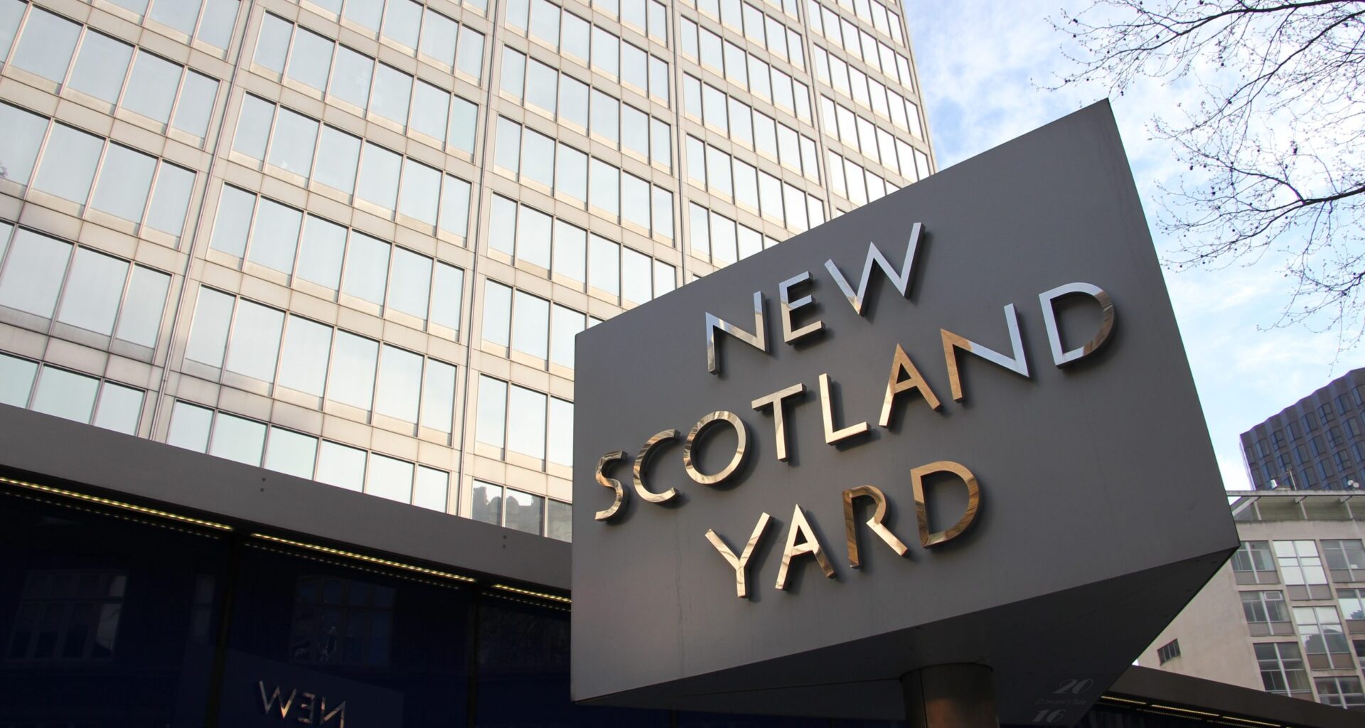 'Globalise the intifada' Police crackdown on pro-Palestinians