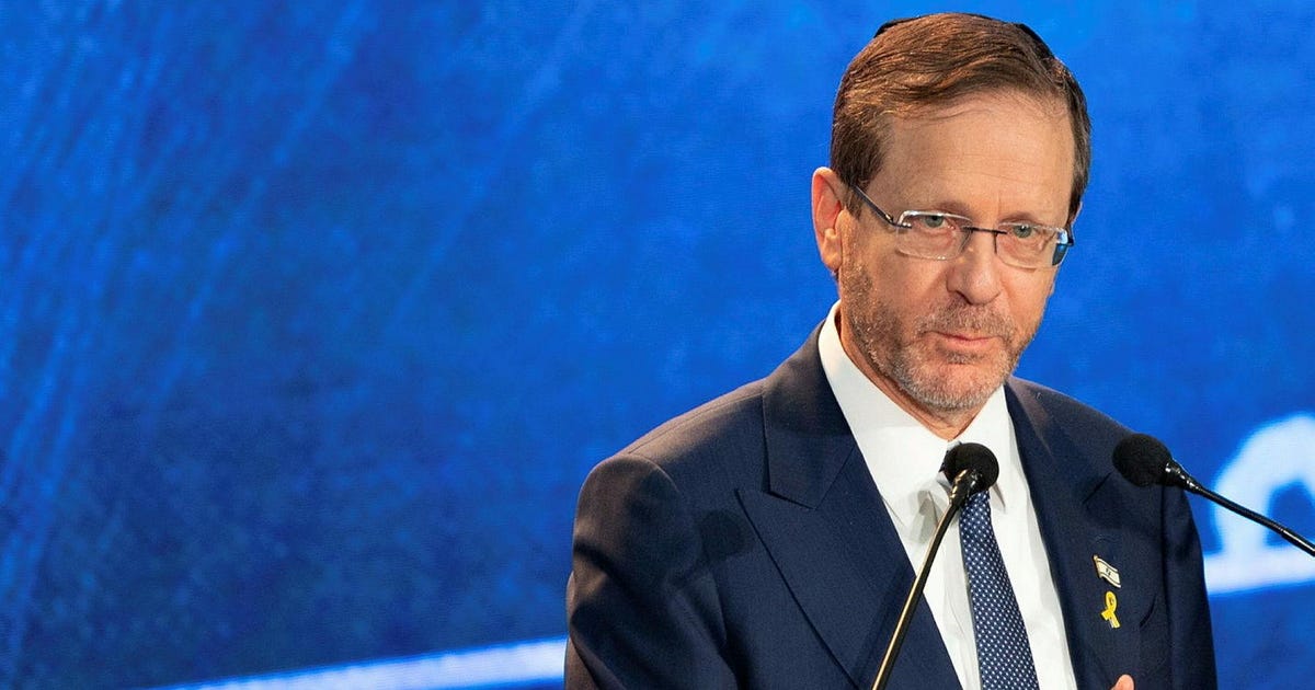 Herzog Reportedly Drew Up Legal Opinion for Netanayhu's Pardon Before His Presidency