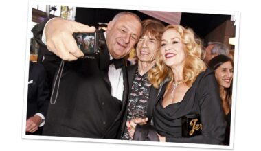 The multimillionaire socialite who created the celebrity selfie
