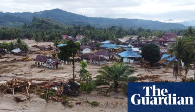 Death toll from Indonesia floods passes 750 as one million evacuated | Indonesia
