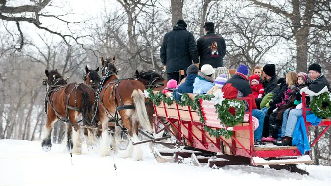 Dakota Carriage Company, North Dakota, Travel, snow