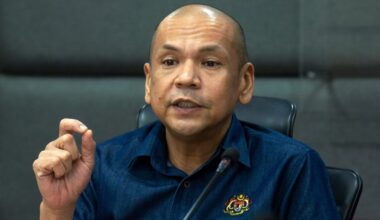Nearly 600,000 M’sians use PriceCatcher app to compare prices, says Armizan