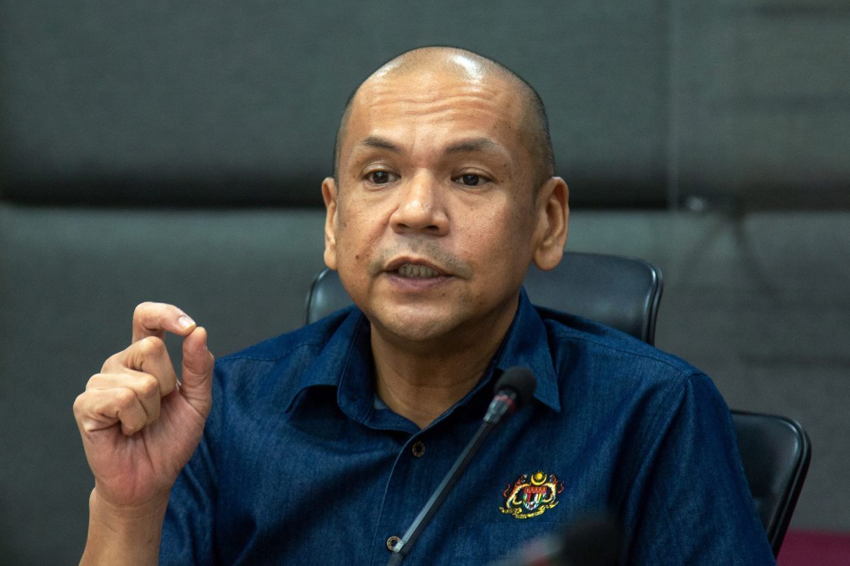 Nearly 600,000 M’sians use PriceCatcher app to compare prices, says Armizan