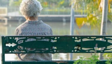 Have pensions for all, say experts