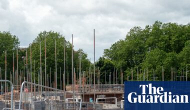 Ministers ‘break word’ on protecting nature after weakening biodiversity planning rule | Planning policy