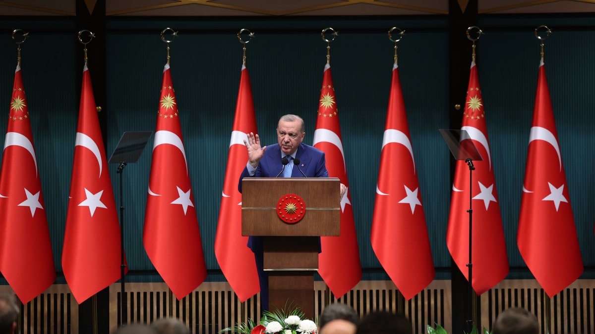Erdoğan slams global silence over Gaza, regional human rights violations