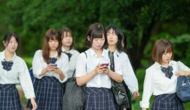 It’s time for Japan to ban smartphones in schools