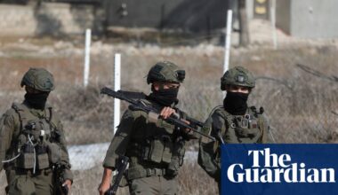 Israeli settlers attack and rob Italian and Canadian volunteers in West Bank | West Bank