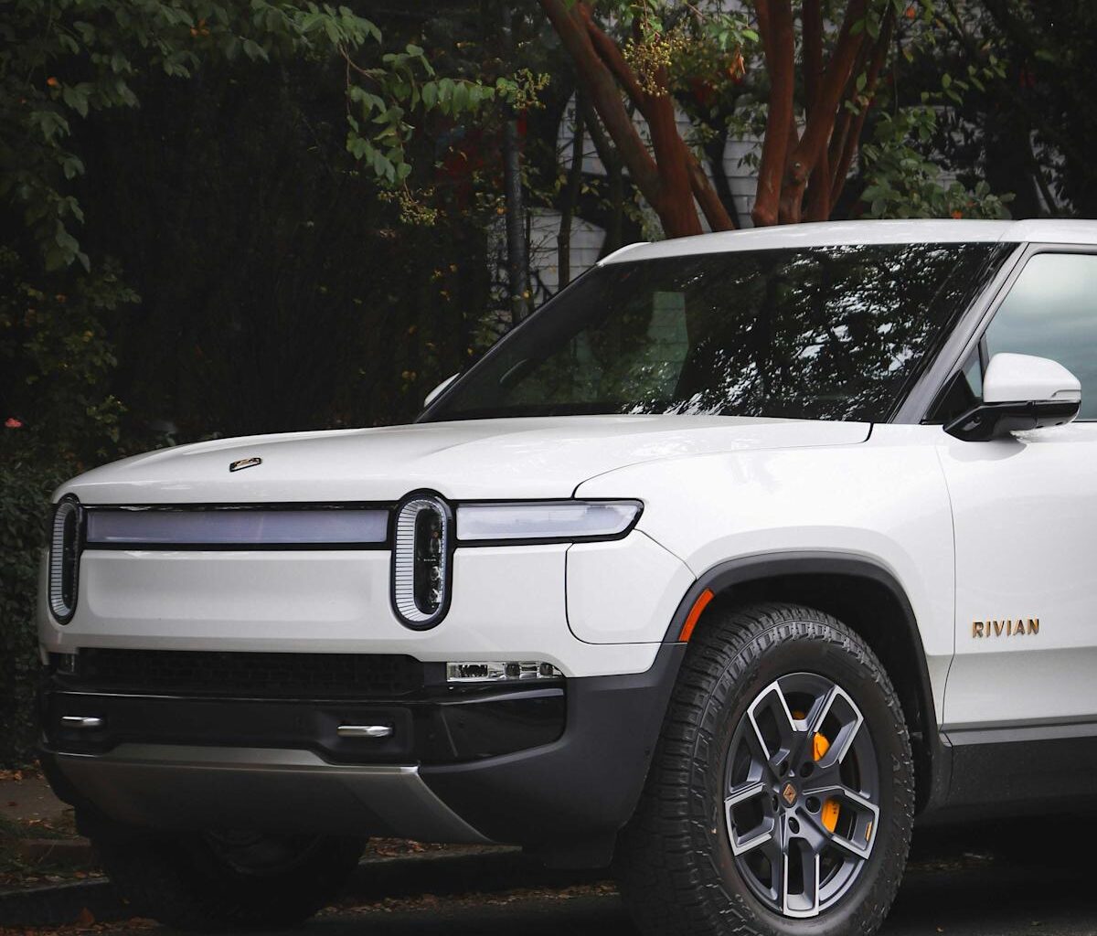 Rivian Unveils Custom AI Chip as It Expands Self-Driving Plans