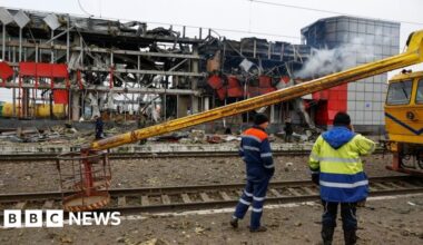 Russia bombards Ukraine as US says progress made in talks with Kyiv